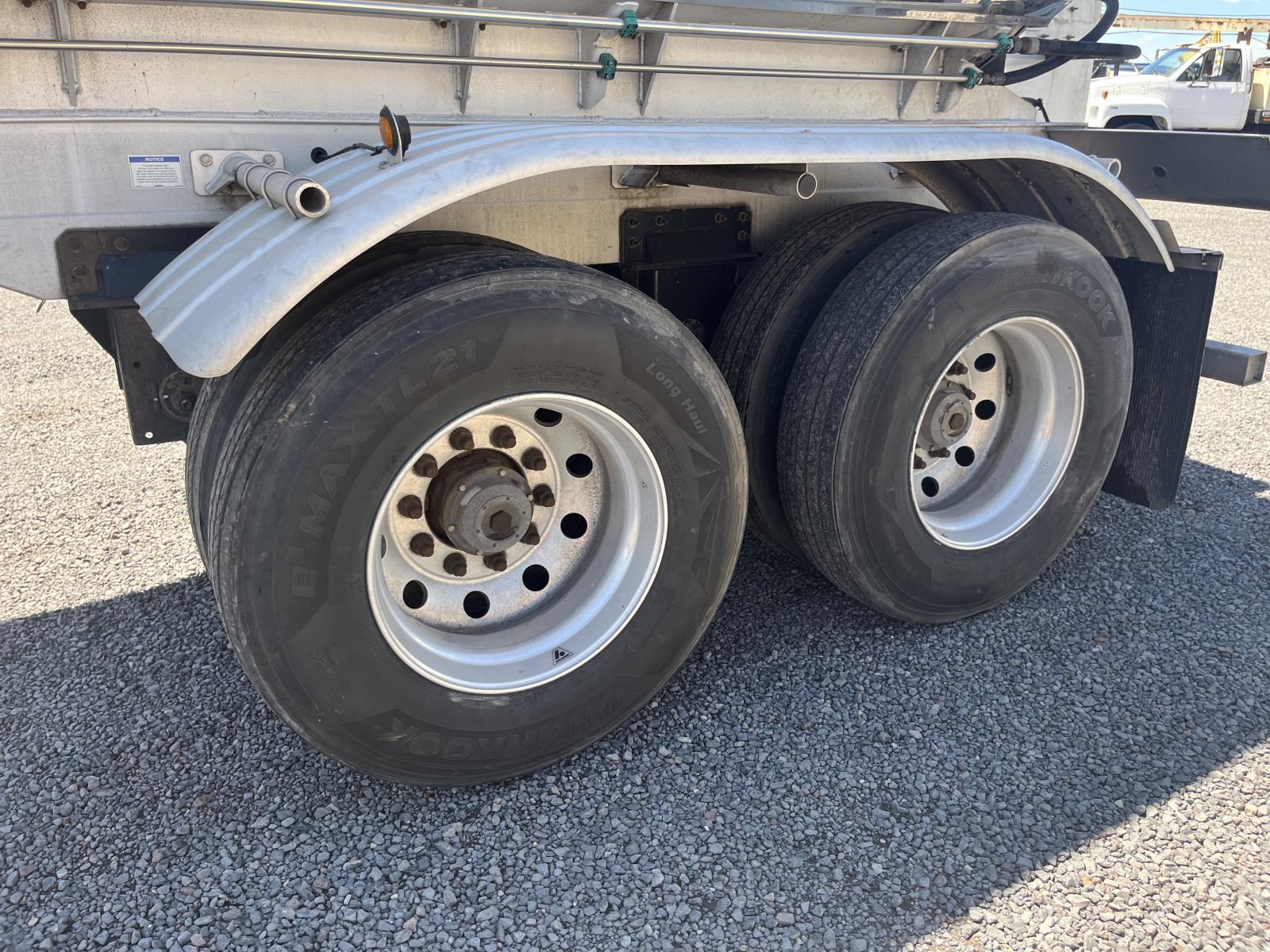 ./imagenes/INVOICE/2019/18047/PIPA DE 6,800 GALONES (8).JPG